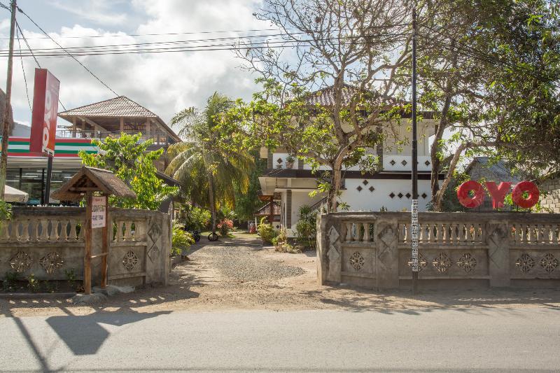 Oyo 1895 Lamancha Homestay Kuta  Exterior foto